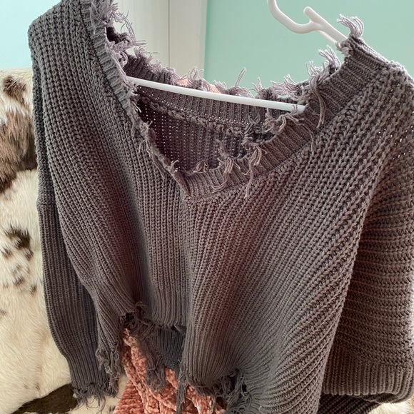 Distressed sweater! - Picture 2 of 2